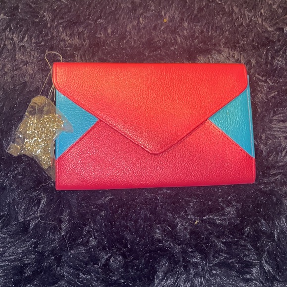 Pink and Blue Crossbody chain bag - Picture 2 of 4